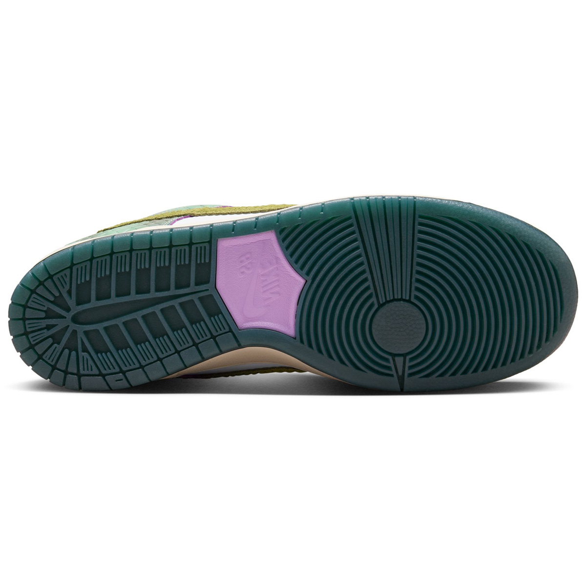 Nike SB Dunk Low Pro Oil Green/Desert/Moss-White Nike SB Dunk Low Pro Oil Green/Desert/Moss-White