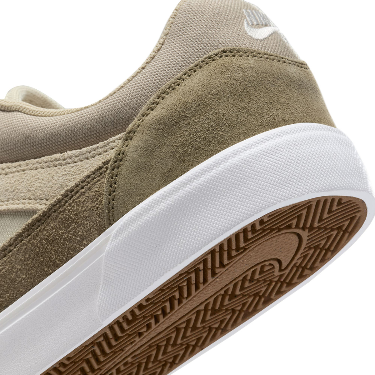 Nike SB Malor Lt Khaki/Pale Ivory-Neutral Olive-Desert Khaki-Phantom Nike SB Malor Lt Khaki/Pale Ivory-Neutral Olive-Desert Khaki-Phantom
