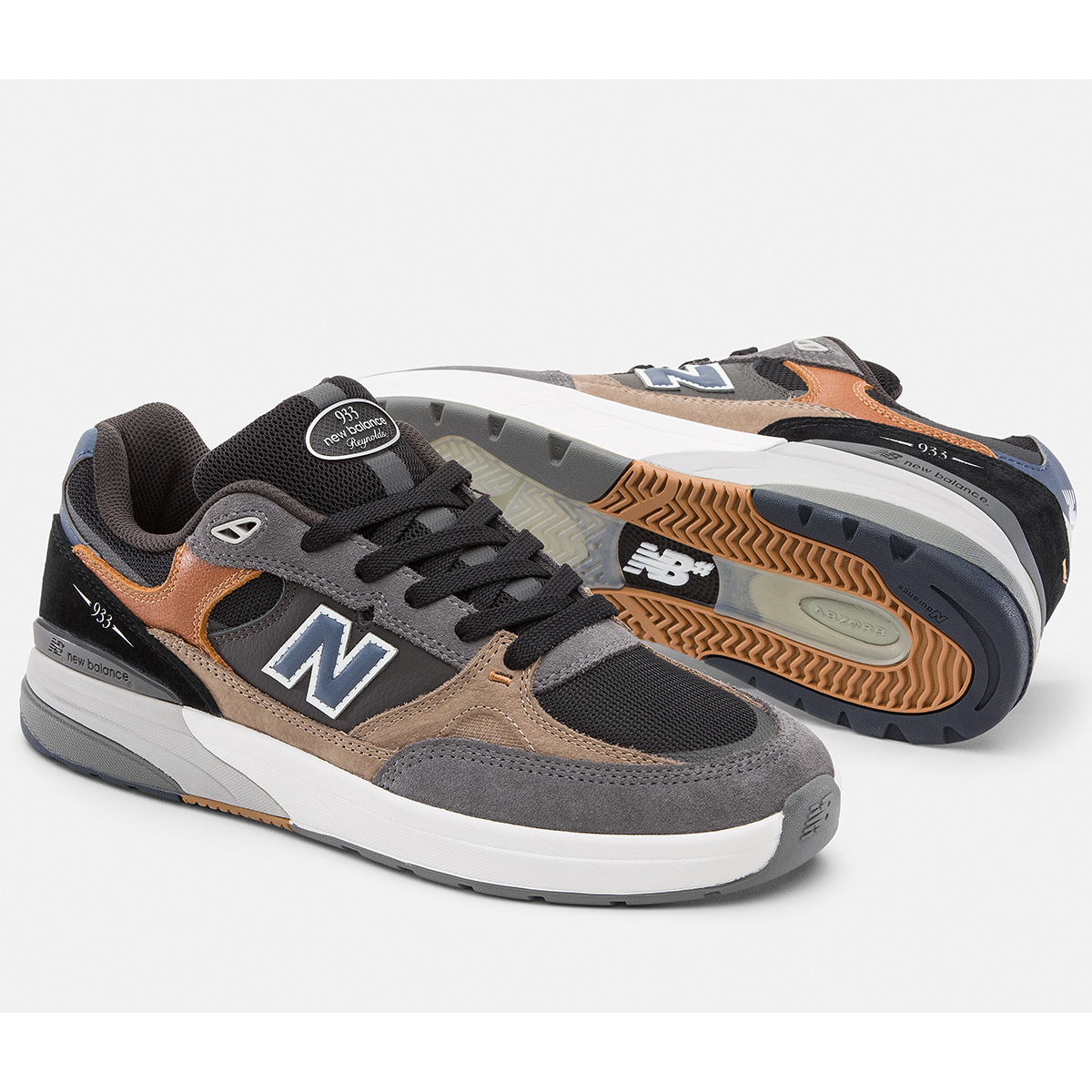 New Balance Numeric 933 Andrew Reynolds Castlerock/Vintage Indigo New Balance Numeric 933 Andrew Reynolds Castlerock/Vintage Indigo