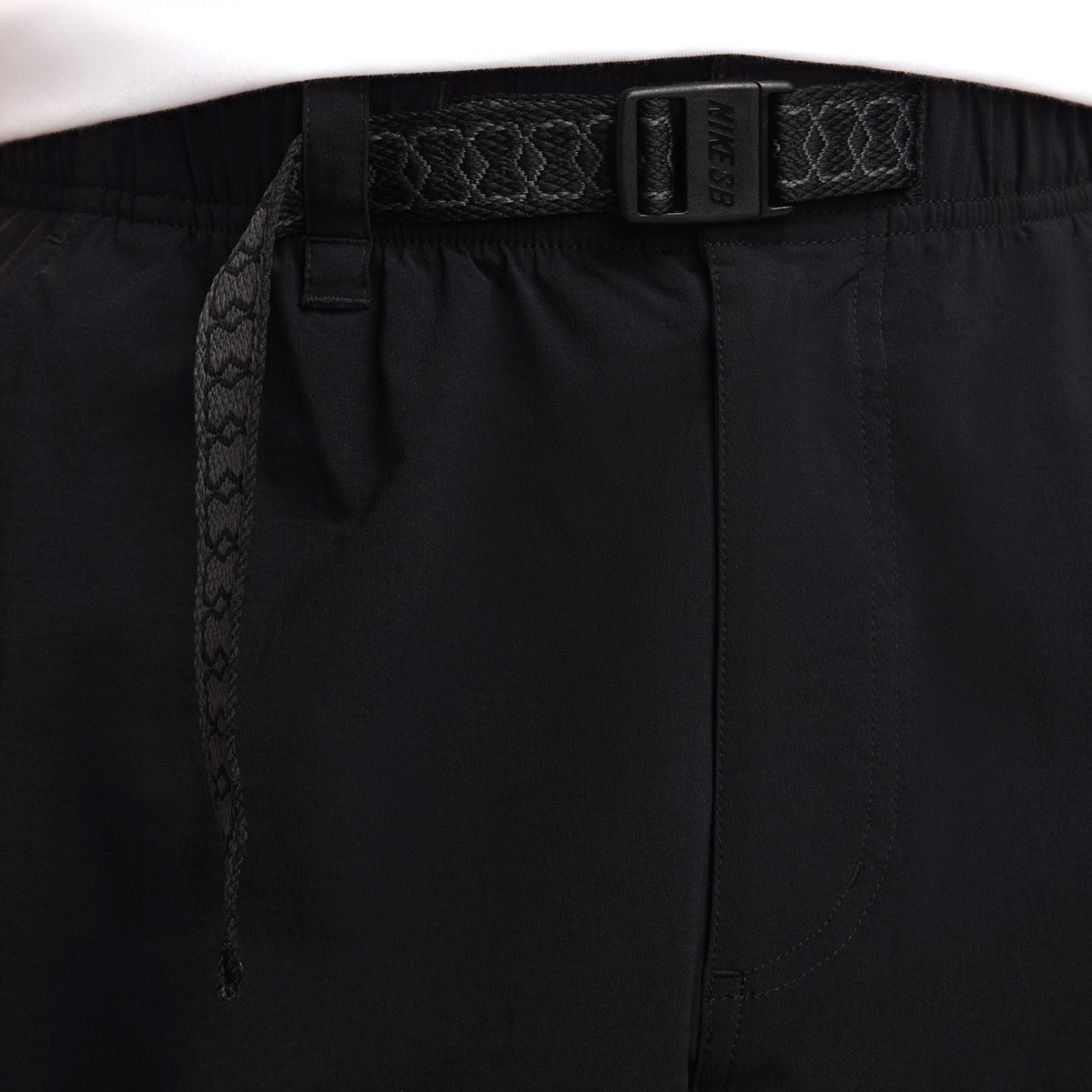 Nike SB Dry Fit Kearny Cargo Pants Black/White Nike SB Dry Fit Kearny Cargo Pants Black/White