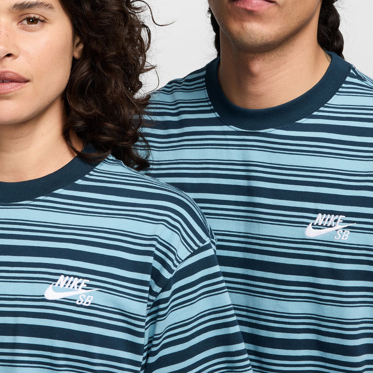 Nike SB Max90 Skate T-Shirt Denim Turquoise Nike SB Max90 Skate T-Shirt Denim Turquoise