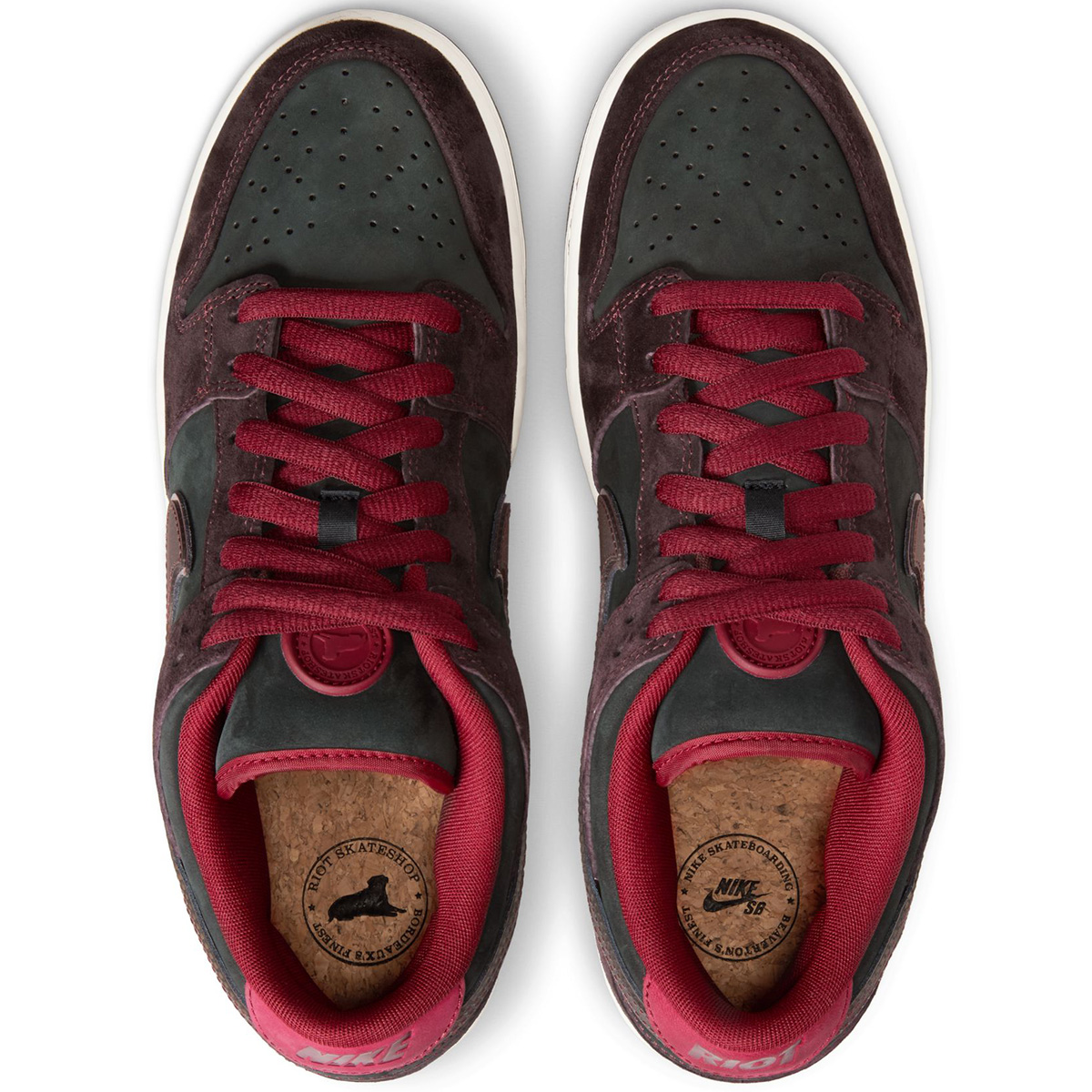 Nike SB x RIOT Skateshop Dunk Low Mahogany/Dark Beetroot/Team Red/Sail/Night Maroon Nike SB x RIOT Skateshop Dunk Low Mahogany/Dark Beetroot/Team Red/Sail/Night Maroon