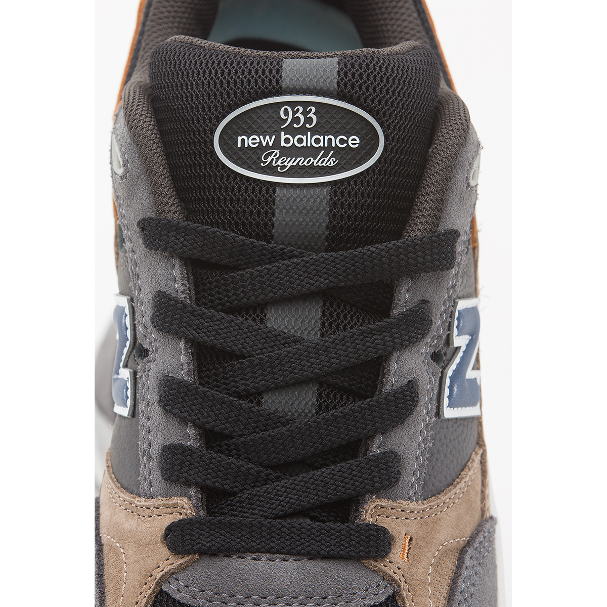 New Balance Numeric 933 Andrew Reynolds Castlerock/Vintage Indigo New Balance Numeric 933 Andrew Reynolds Castlerock/Vintage Indigo