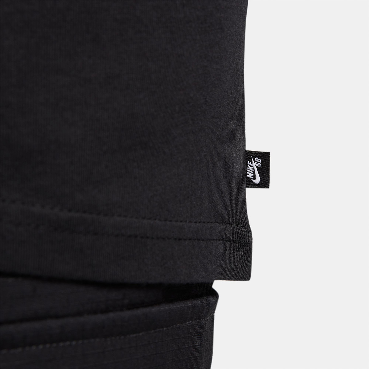 Nike SB M90 Dragon T-Shirt Black Nike SB M90 Dragon T-Shirt Black