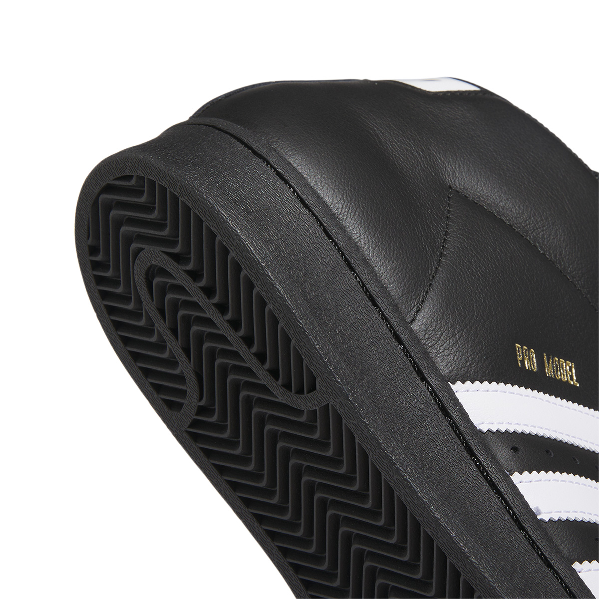 adidas Pro Model Adv Cblack/Ftwwht/Goldmt adidas Pro Model Adv Cblack/Ftwwht/Goldmt