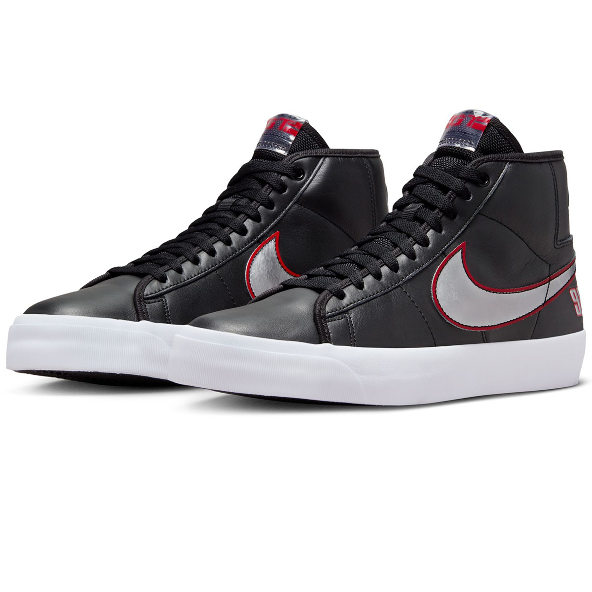 Nike SB Zoom Blazer Mid Pro GT Black/Metallic Silver/University Red Nike SB Zoom Blazer Mid Pro GT Black/Metallic Silver/University Red