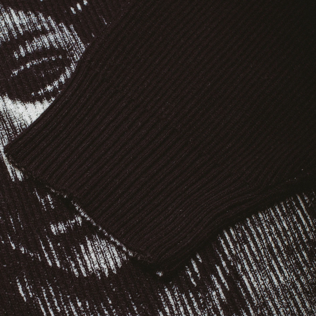 Fucking Awesome Medusa Sweater Black/Off-White Fucking Awesome Medusa Sweater Black/Off-White