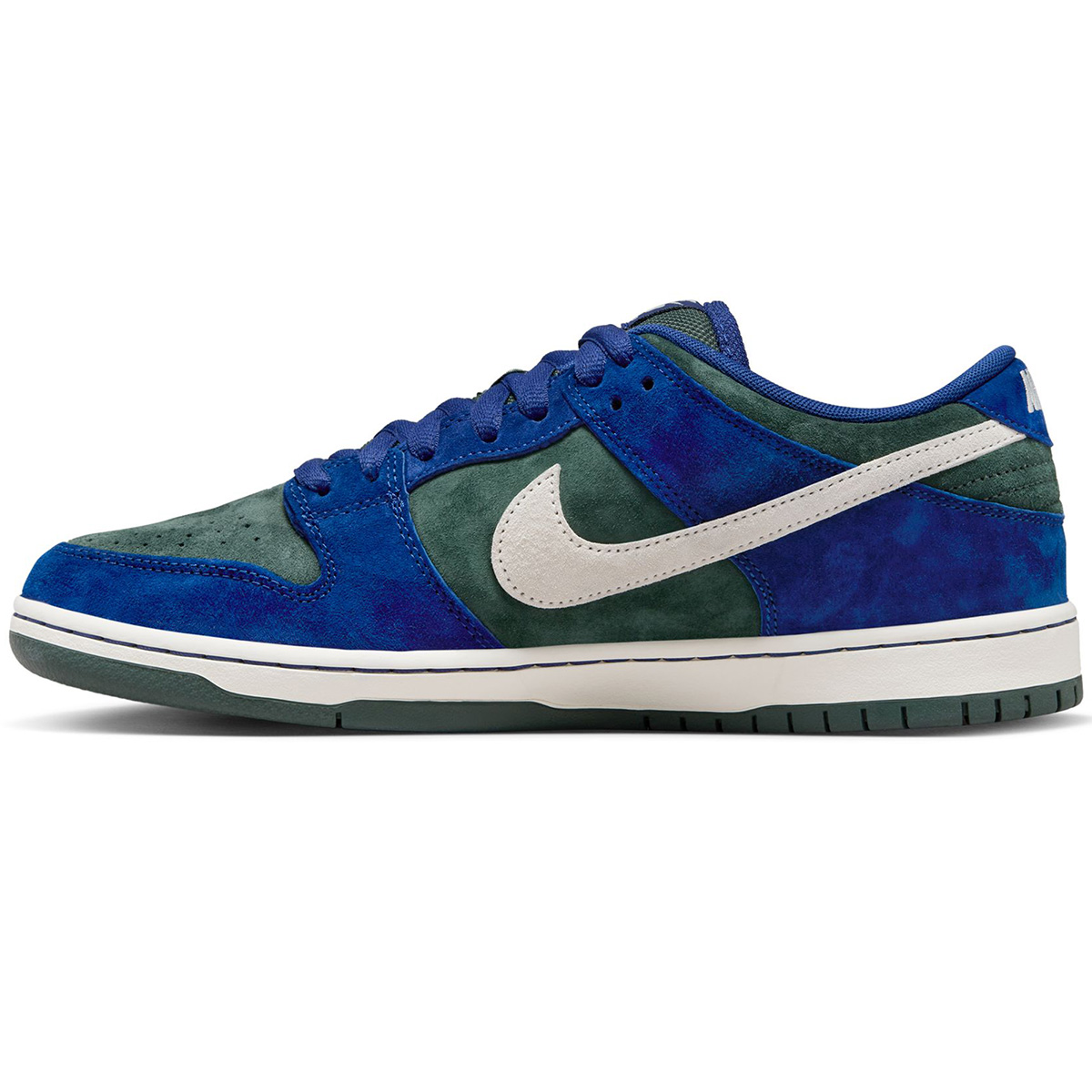 Nike SB Dunk Low Pro Deep Royal Blue/Sail/Vintage Green Nike SB Dunk Low Pro Deep Royal Blue/Sail/Vintage Green