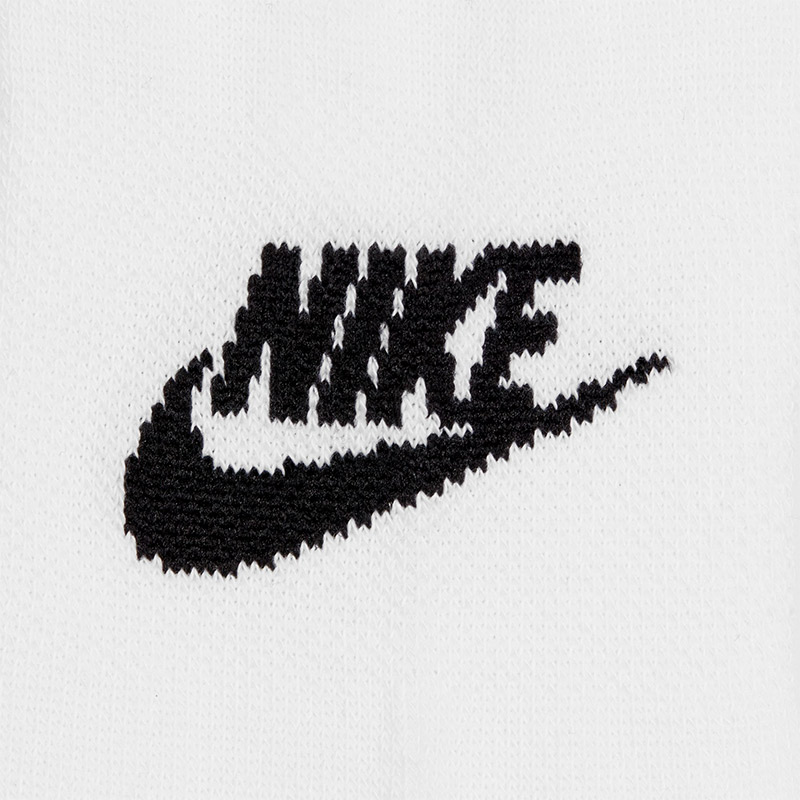 Nike SB Sportswear Everyday Essential No Show Socks White/Black 3-Pack Nike SB Sportswear Everyday Essential No Show Socks White/Black 3-Pack
