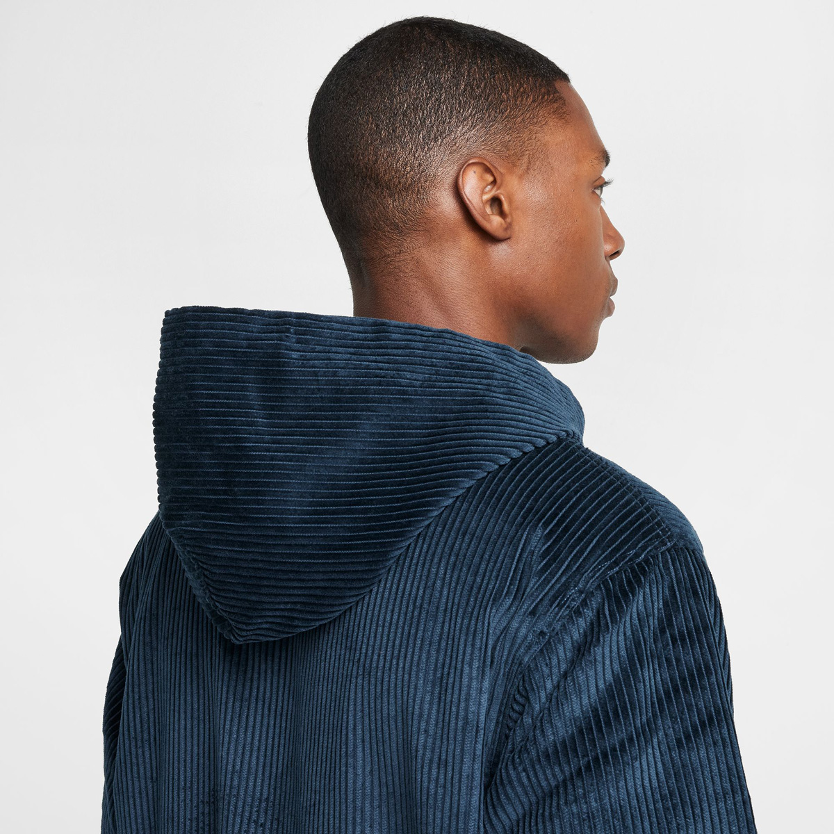 Nike SB Hooded Jacket Corduroy Armory Navy/Hyper Royal Nike SB Hooded Jacket Corduroy Armory Navy/Hyper Royal