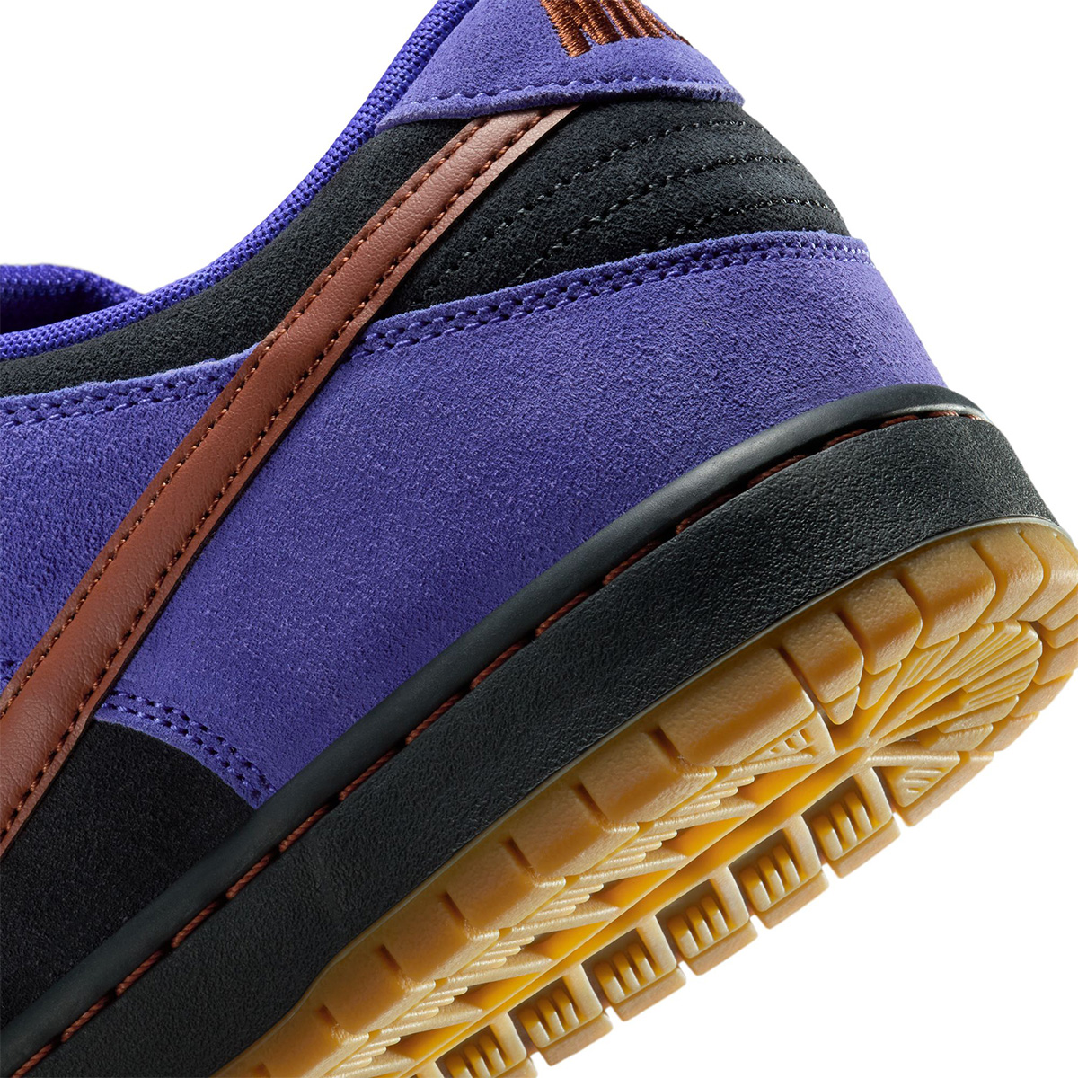 Nike SB Dunk Low Pro Persian Violet/Cinnamon-Off Noir-Gum Med Brown