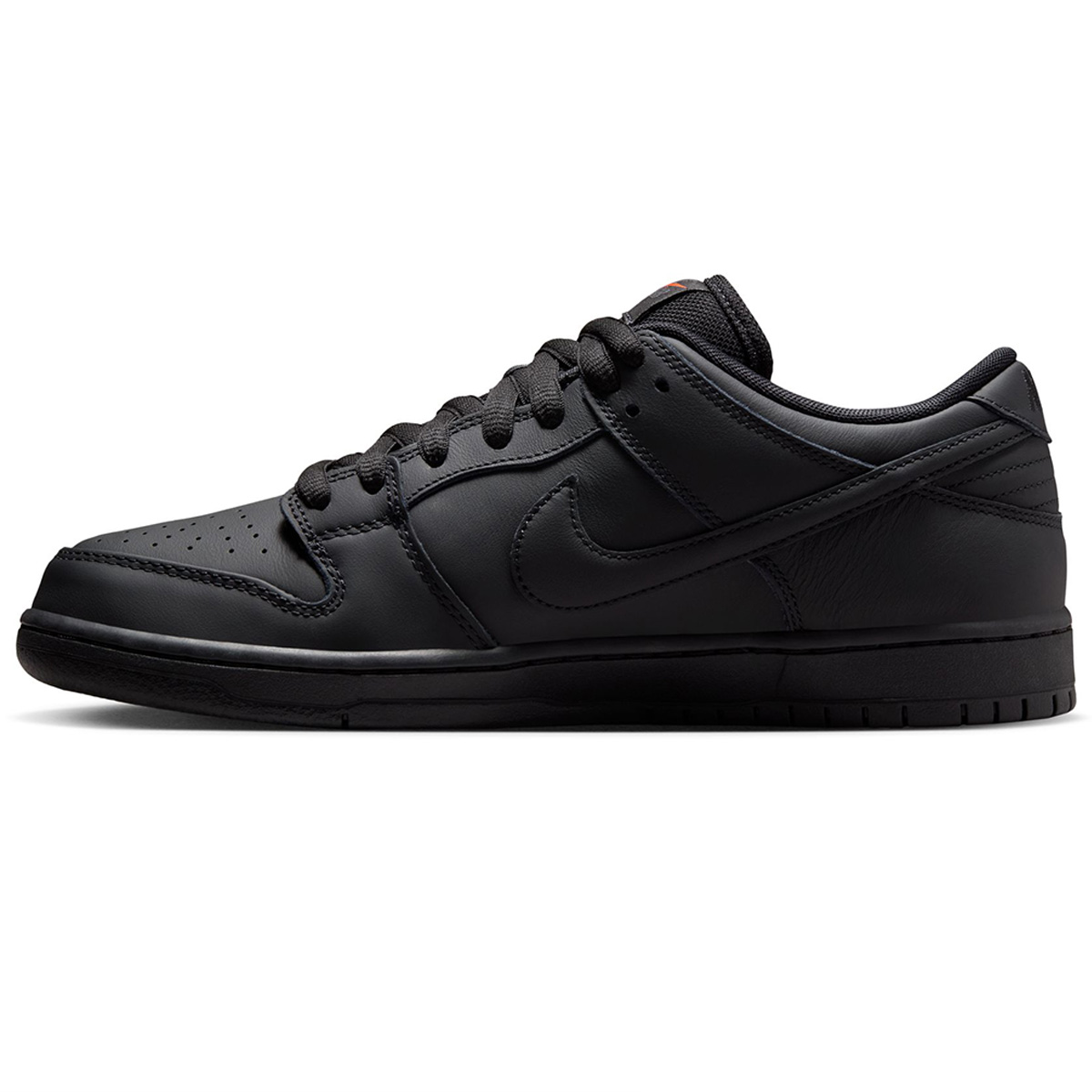 Nike SB Dunk Low Pro Black/Black-Black-Black Nike SB Dunk Low Pro Black/Black-Black-Black