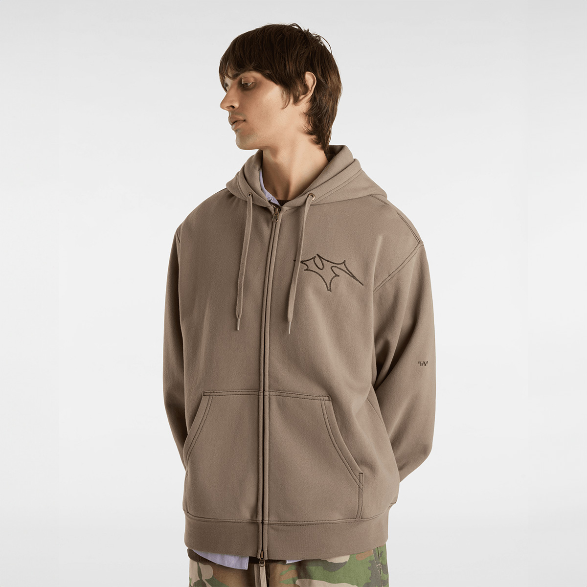 Vans Skate V Thorn Zip Hooded Sweater Walnut Vans Skate V Thorn Zip Hooded Sweater Walnut