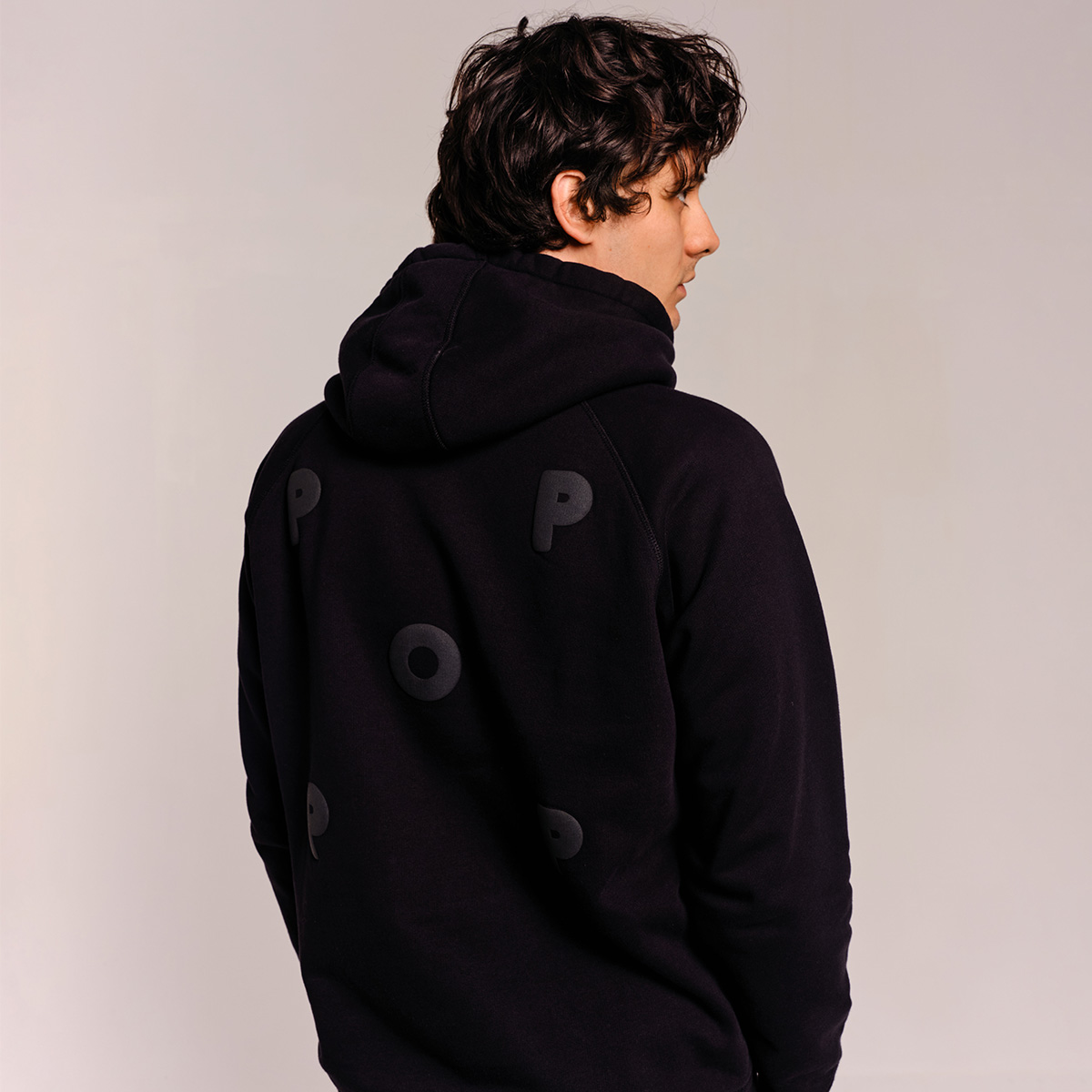 POP Puffed Logo Hooded Sweater Black POP Puffed Logo Hooded Sweater Black