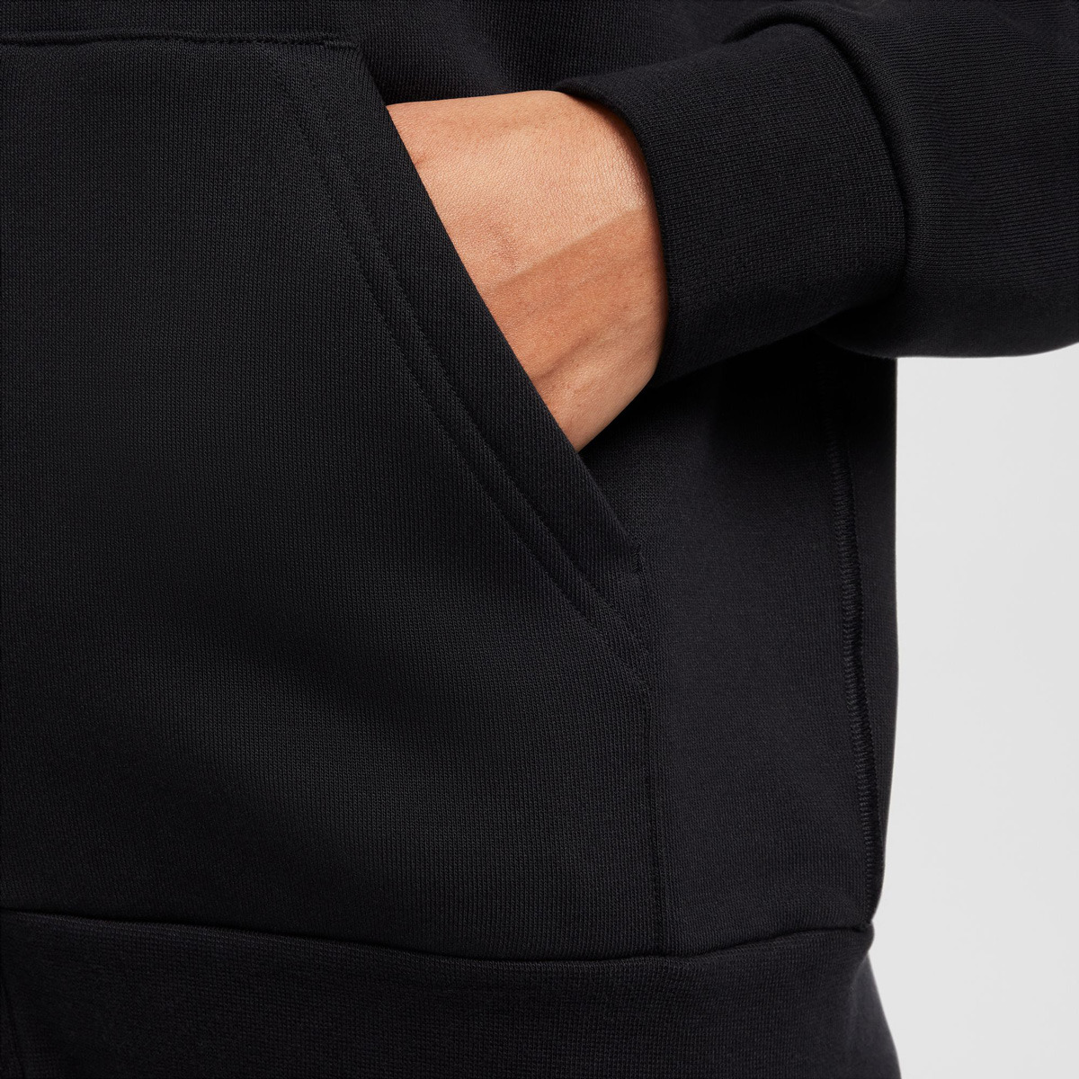 Nike SB Hooded Sweater Essentials Logo Black/White Nike SB Hooded Sweater Essentials Logo Black/White