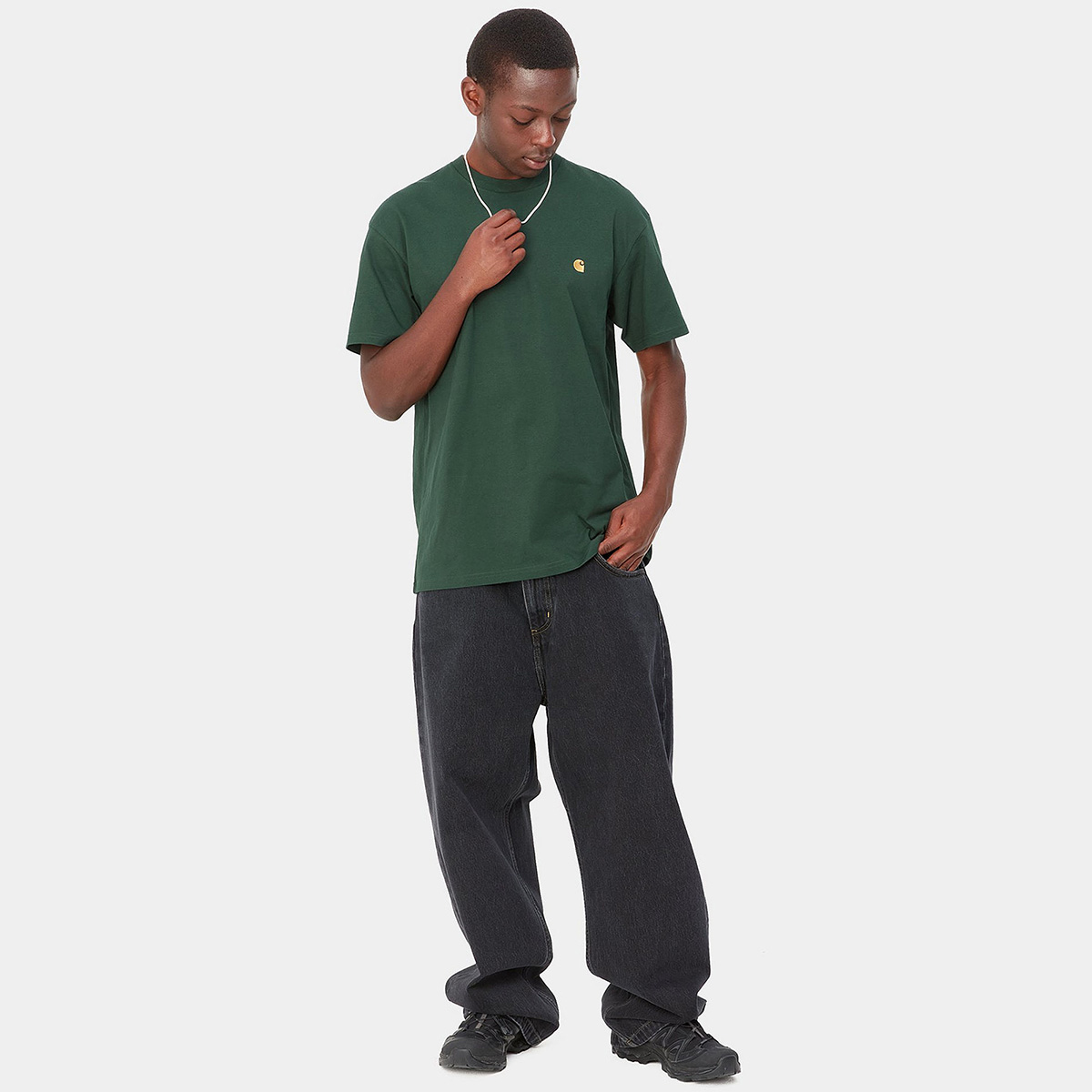 Carhartt WIP Chase T-Shirt Discovery Green/Gold Carhartt WIP Chase T-Shirt Discovery Green/Gold