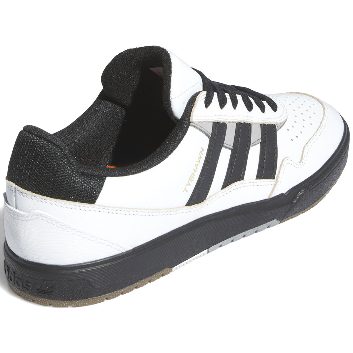 adidas Tyshawn II Crywht/Cblack/Chsogr adidas Tyshawn II Crywht/Cblack/Chsogr