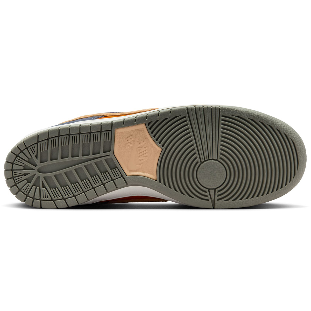 Nike SB Dunk Low Pro Light Carbon/Sesame-Monarch-Summit White