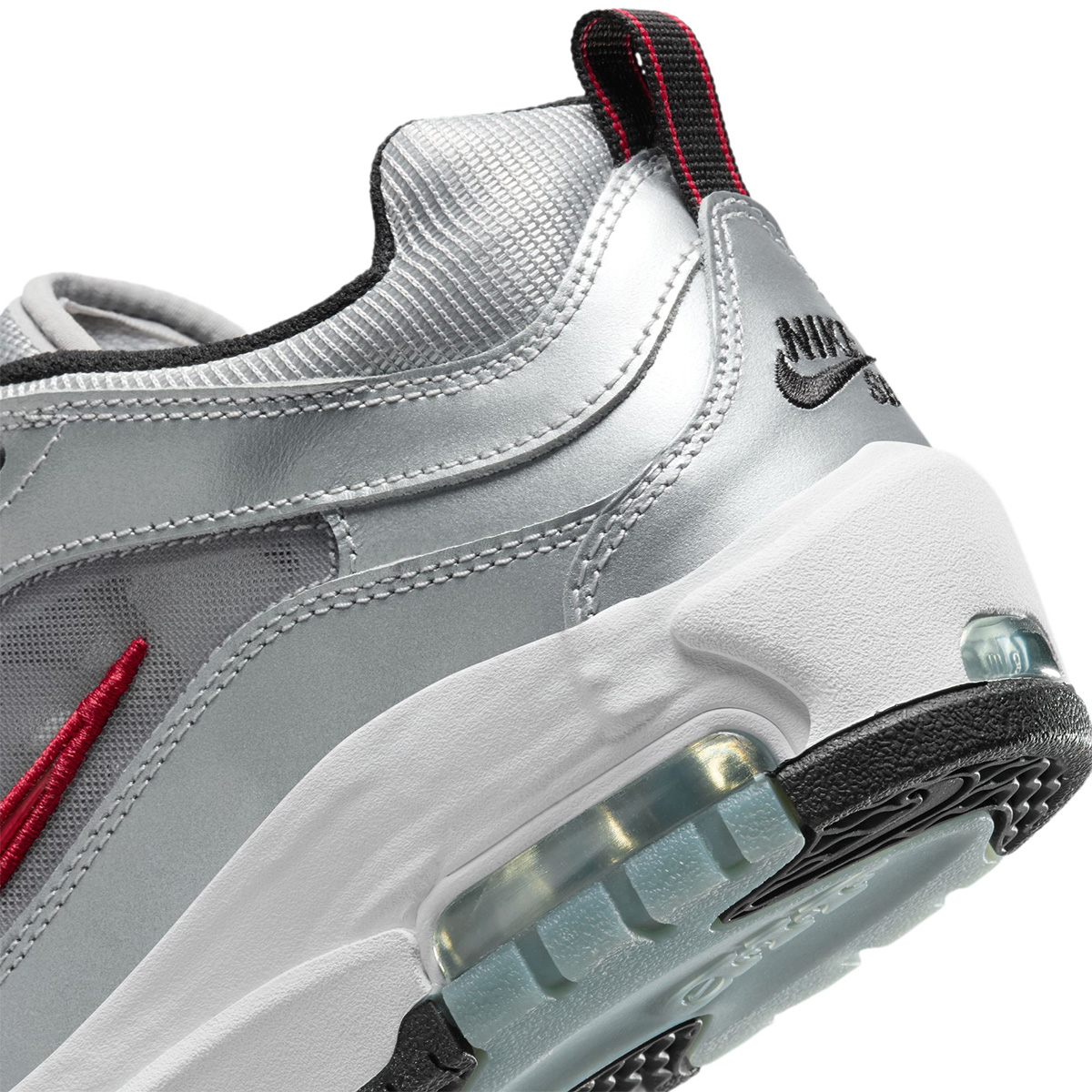 Nike SB Air Max Ishod Prm Metallic Silver/Varsity Red Nike SB Air Max Ishod Prm Metallic Silver/Varsity Red
