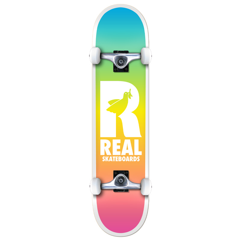Real Be Free Fades SM Complete Skateboard 7.5 Real Be Free Fades SM Complete Skateboard 7.5