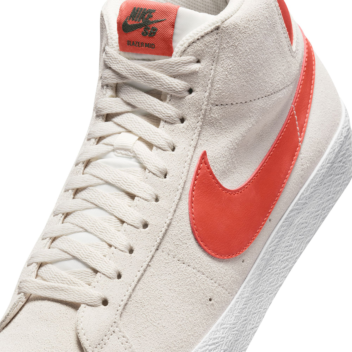 Nike SB Zoom Blazer Mid Phantom/Cosmic Clay/White/Fir