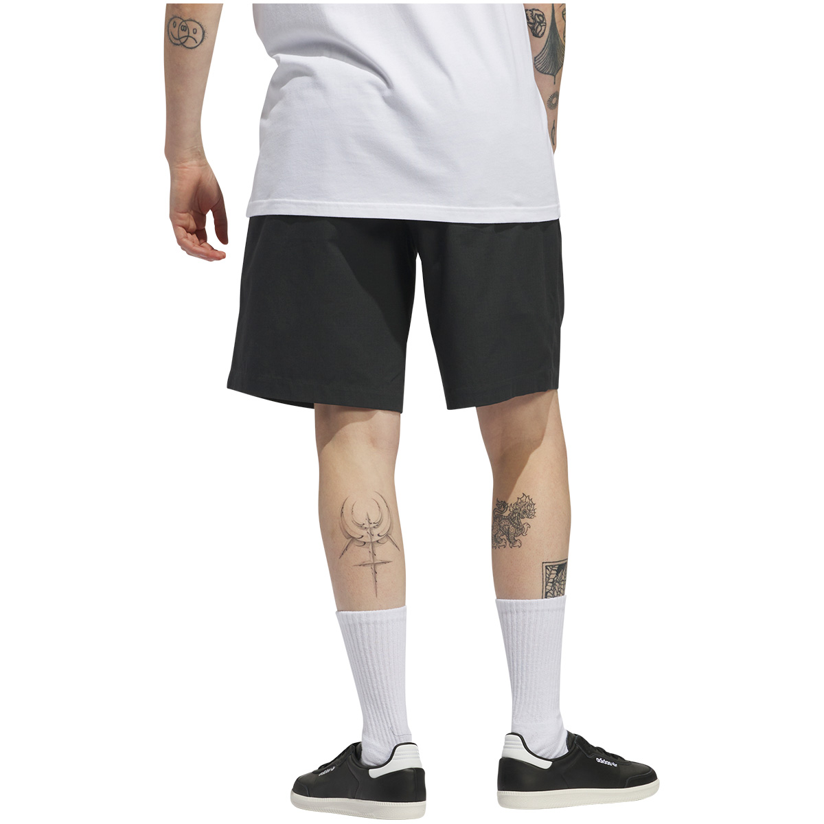 adidas Skate Short Carbon/Ivory adidas Skate Short Carbon/Ivory