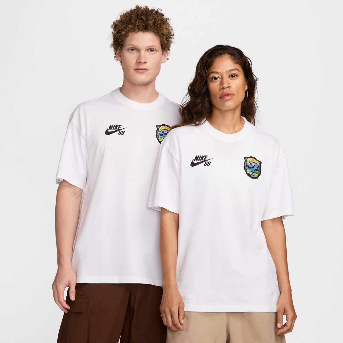 Nike SB Agnostic T-Shirt White Nike SB Agnostic T-Shirt White