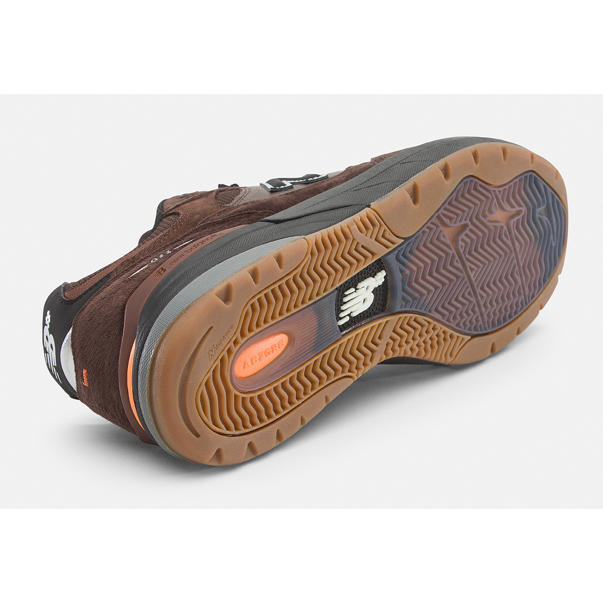 New Balance Numeric 933 Andrew Reynolds Brown/Black New Balance Numeric 933 Andrew Reynolds Brown/Black