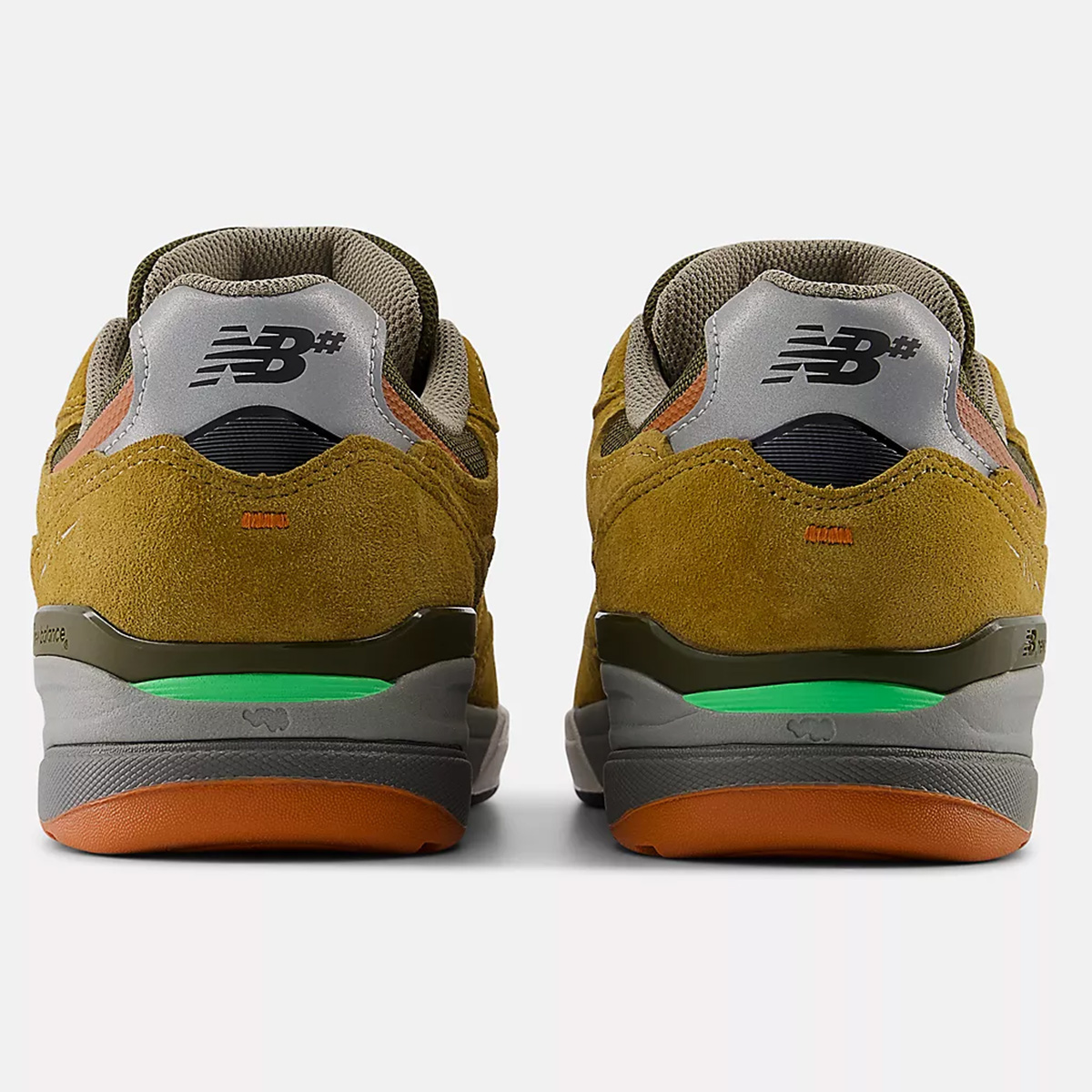 New Balance Numeric 933 Andrew Reynolds Brown/Grey New Balance Numeric 933 Andrew Reynolds Brown/Grey