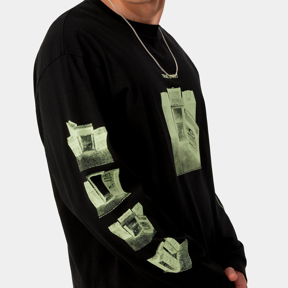 Carhartt WIP x Tresor Longsleeve T-Shirt Black/Glow Green Carhartt WIP x Tresor Longsleeve T-Shirt Black/Glow Green