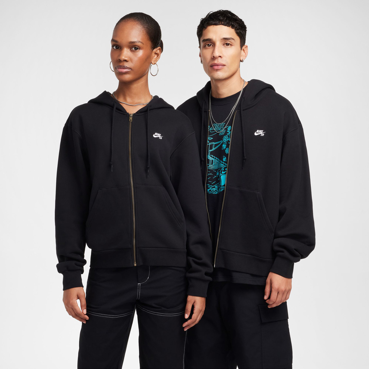 Nike SB Hooded Sweater Essentials Logo Black/White Nike SB Hooded Sweater Essentials Logo Black/White