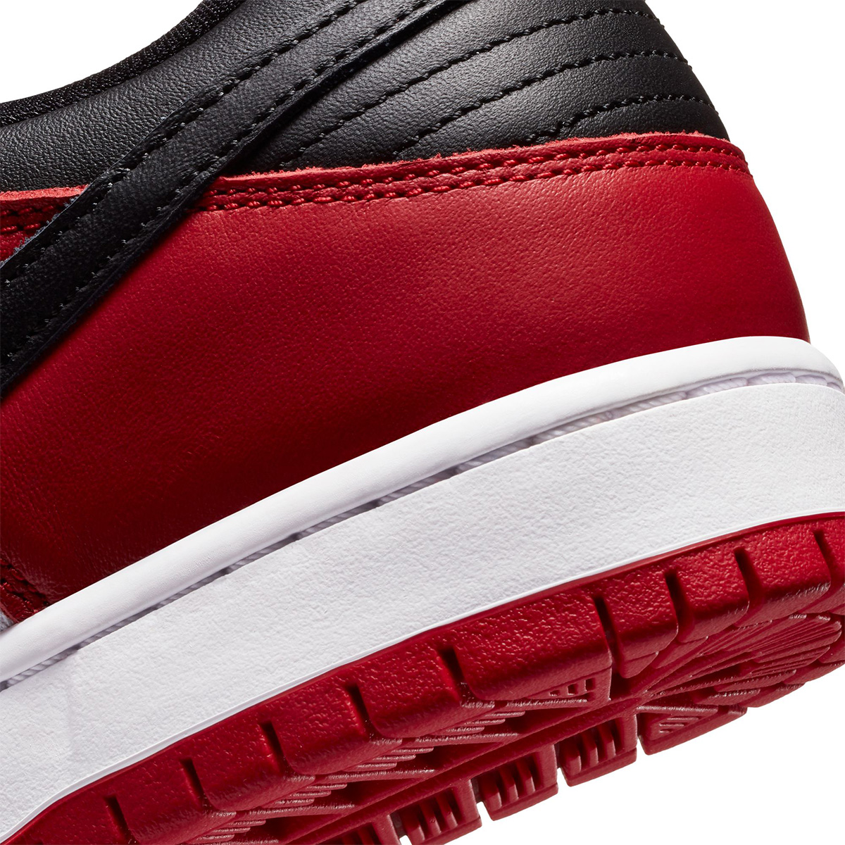 Nike SB Dunk Low Pro Varsity Red/Black/White/Varsity Red Nike SB Dunk Low Pro Varsity Red/Black/White/Varsity Red