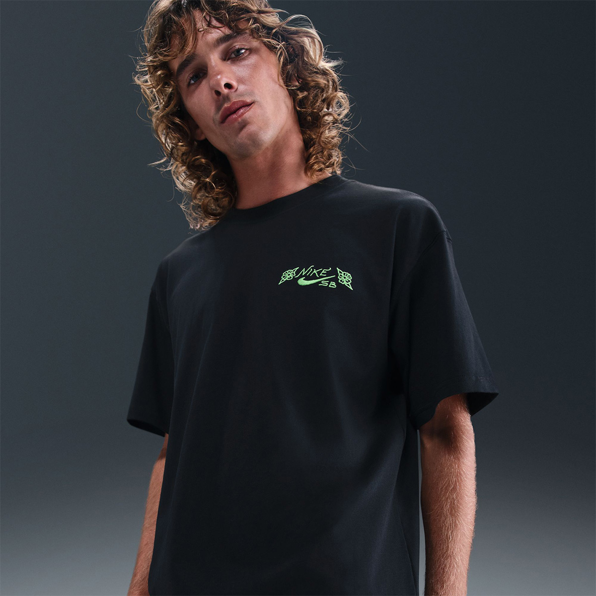 Nike SB Vase T-Shirt Black