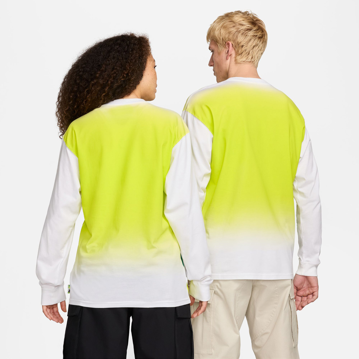 Nike SB Agnostic Longsleeve T-Shirt White Nike SB Agnostic Longsleeve T-Shirt White