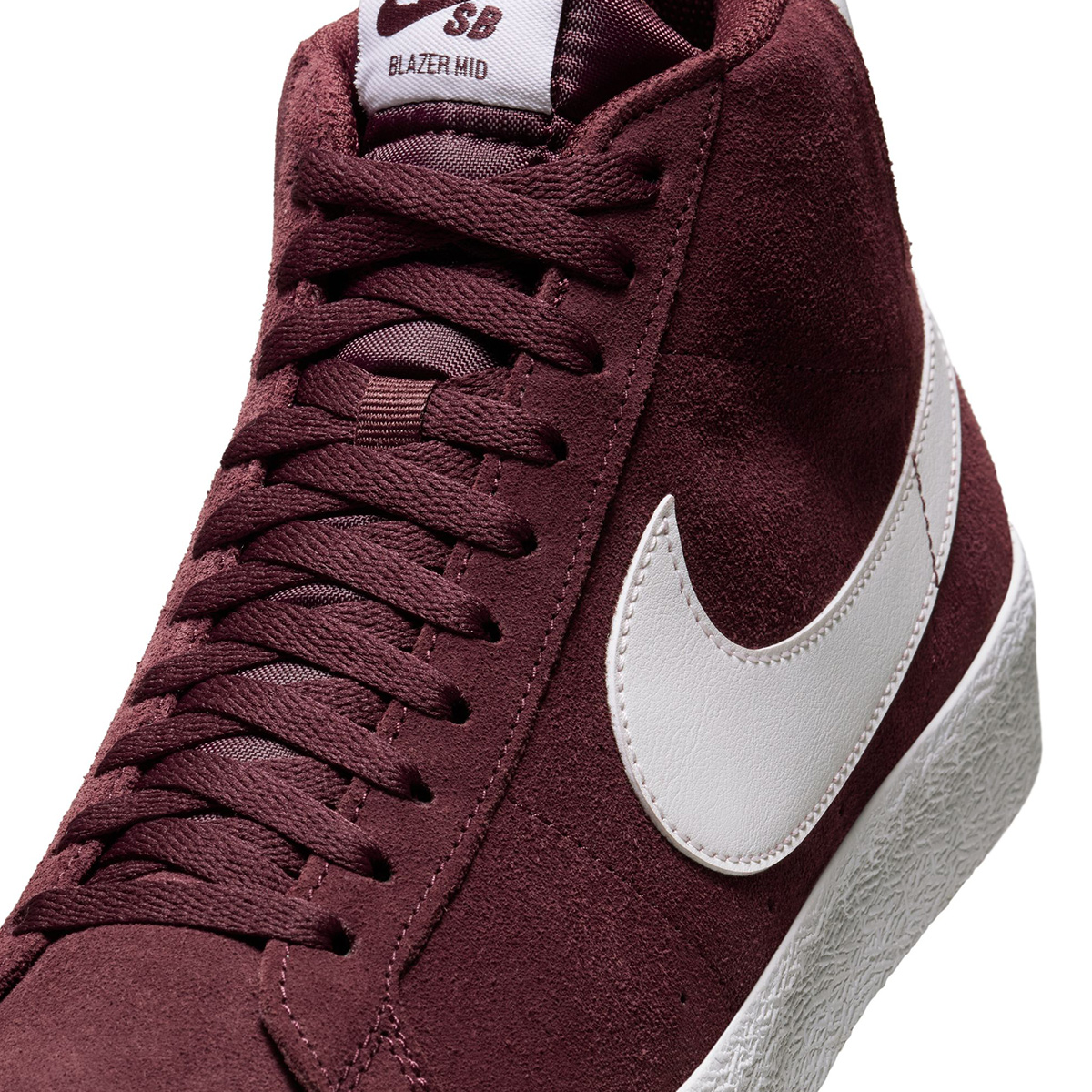 Nike SB Zoom Blazer Mid Burgundy Crush/Summit White Nike SB Zoom Blazer Mid Burgundy Crush/Summit White