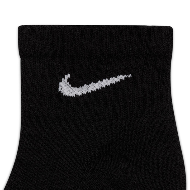 Nike SB Everyday Cushioned Ankle Socks Black/White 6-Pack Nike SB Everyday Cushioned Ankle Socks Black/White 6-Pack