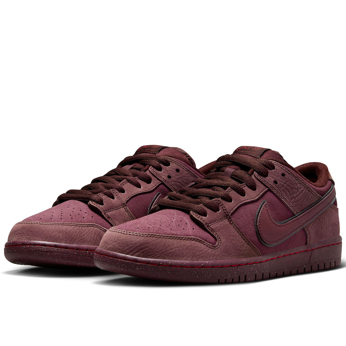 Nike SB Dunk Low Premium Burgundy Crush/Dark Team Red/Earth Nike SB Dunk Low Premium Burgundy Crush/Dark Team Red/Earth