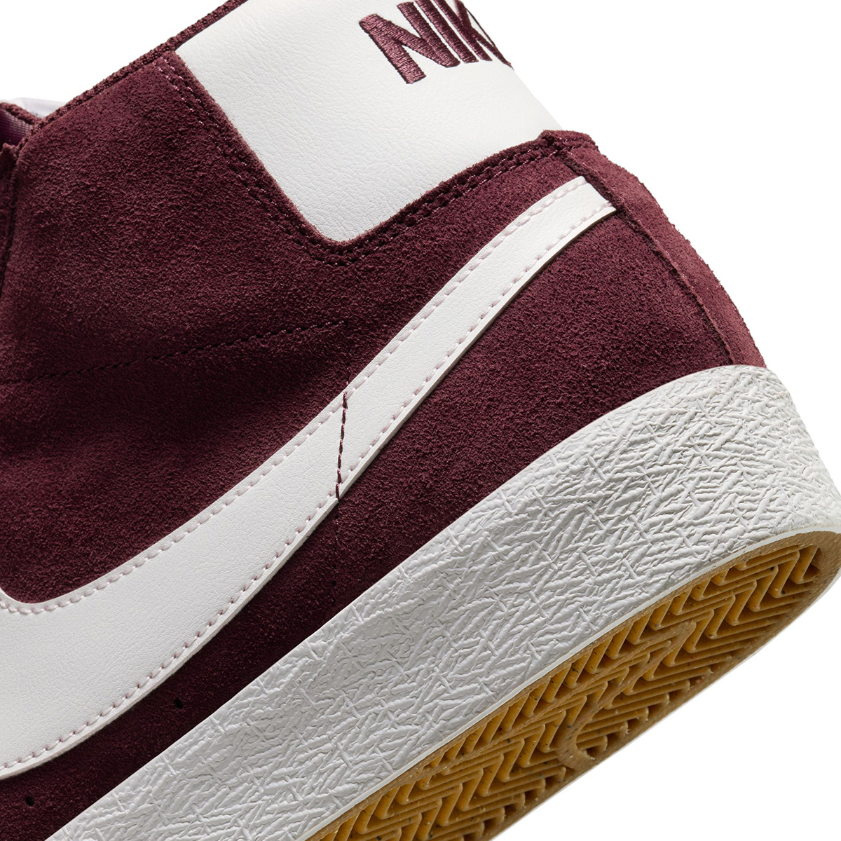Nike SB Zoom Blazer Mid Burgundy Crush/Summit White Nike SB Zoom Blazer Mid Burgundy Crush/Summit White