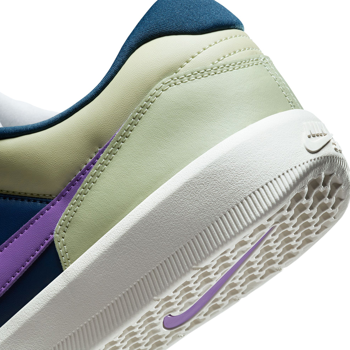 Nike SB Force 58 Qlive Aura/Black Raspberry/Armory Navy Nike SB Force 58 Qlive Aura/Black Raspberry/Armory Navy