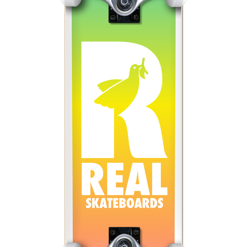 Real Be Free Fades SM Complete Skateboard 7.5 Real Be Free Fades SM Complete Skateboard 7.5