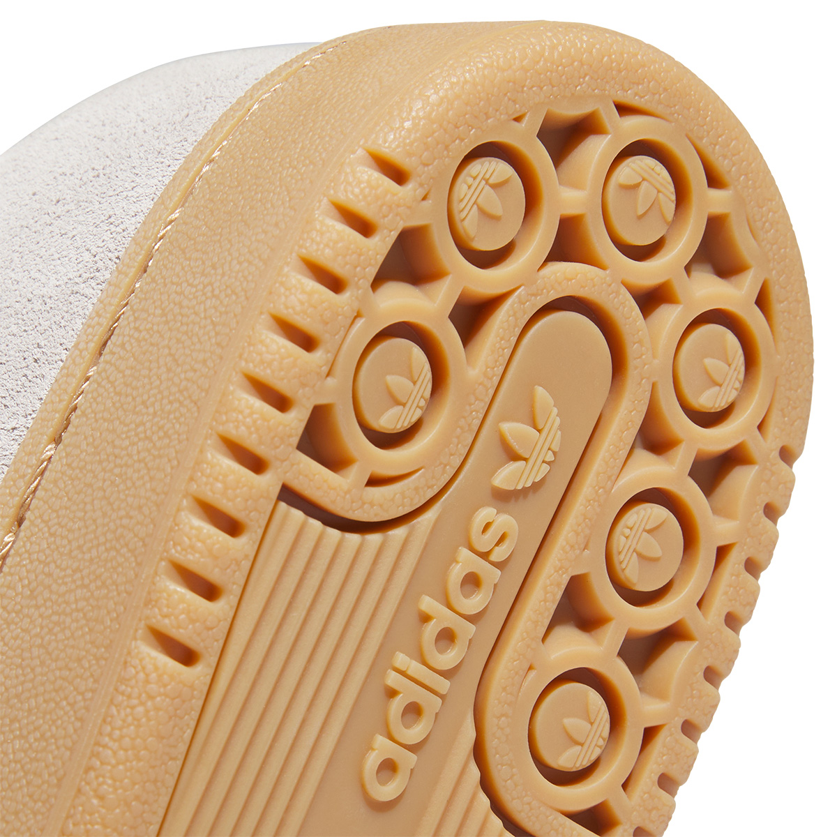adidas Centennial 85 Low A Crywht/Ftwwht/Gum3 adidas Centennial 85 Low A Crywht/Ftwwht/Gum3