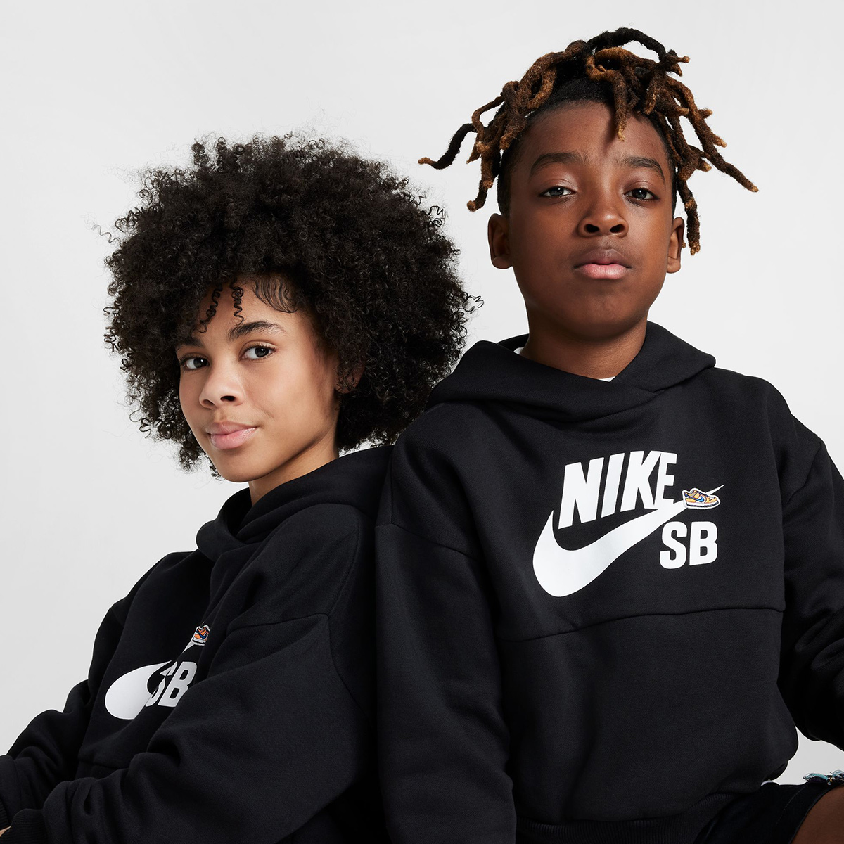 Nike SB Kids Icon Easyon Fleece Hooded Sweater Black/White Nike SB Kids Icon Easyon Fleece Hooded Sweater Black/White