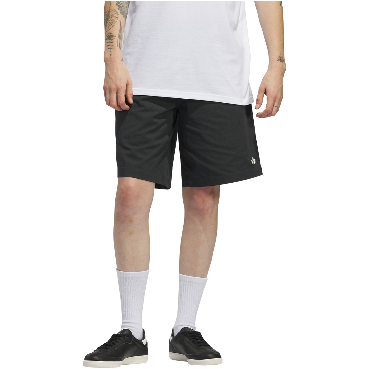 adidas Skate Short Carbon/Ivory adidas Skate Short Carbon/Ivory