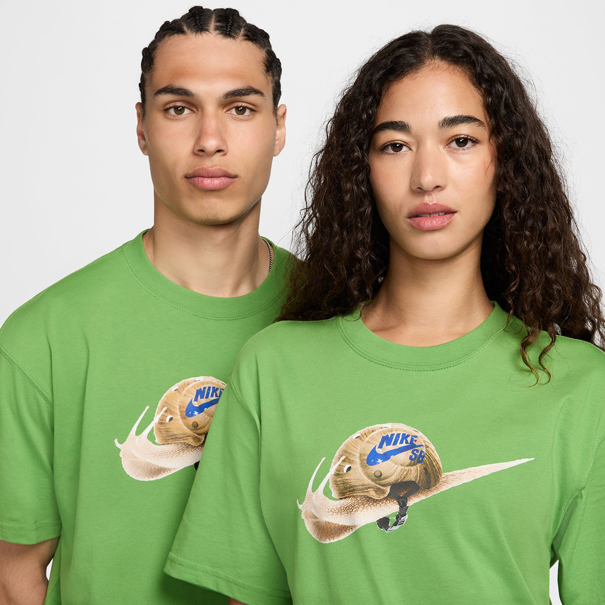 Nike SB M90 Republique T-Shirt Chlorophyll Nike SB M90 Republique T-Shirt Chlorophyll