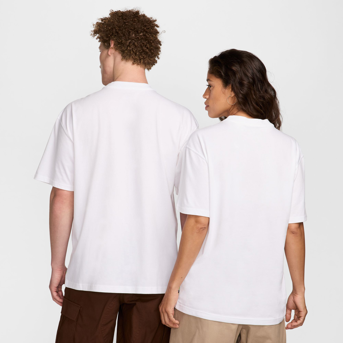 Nike SB Agnostic T-Shirt White Nike SB Agnostic T-Shirt White