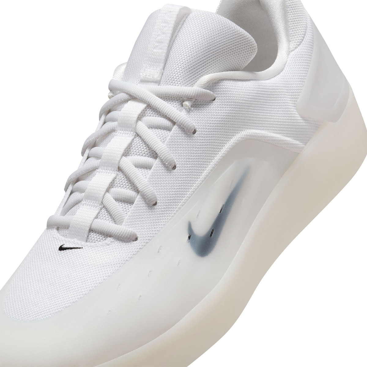Nike SB Zoom Nyjah 4 White/Black-White-Black Nike SB Zoom Nyjah 4 White/Black-White-Black
