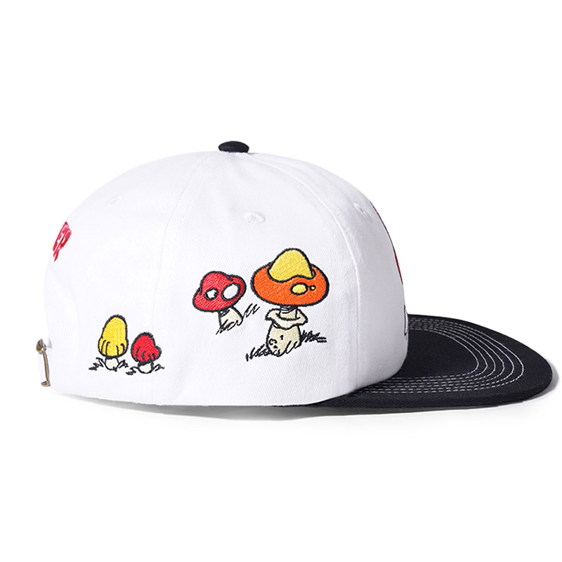 Butter Goods x The Smurfs Mushroom 6 Panel Cap White/Black Butter Goods x The Smurfs Mushroom 6 Panel Cap White/Black