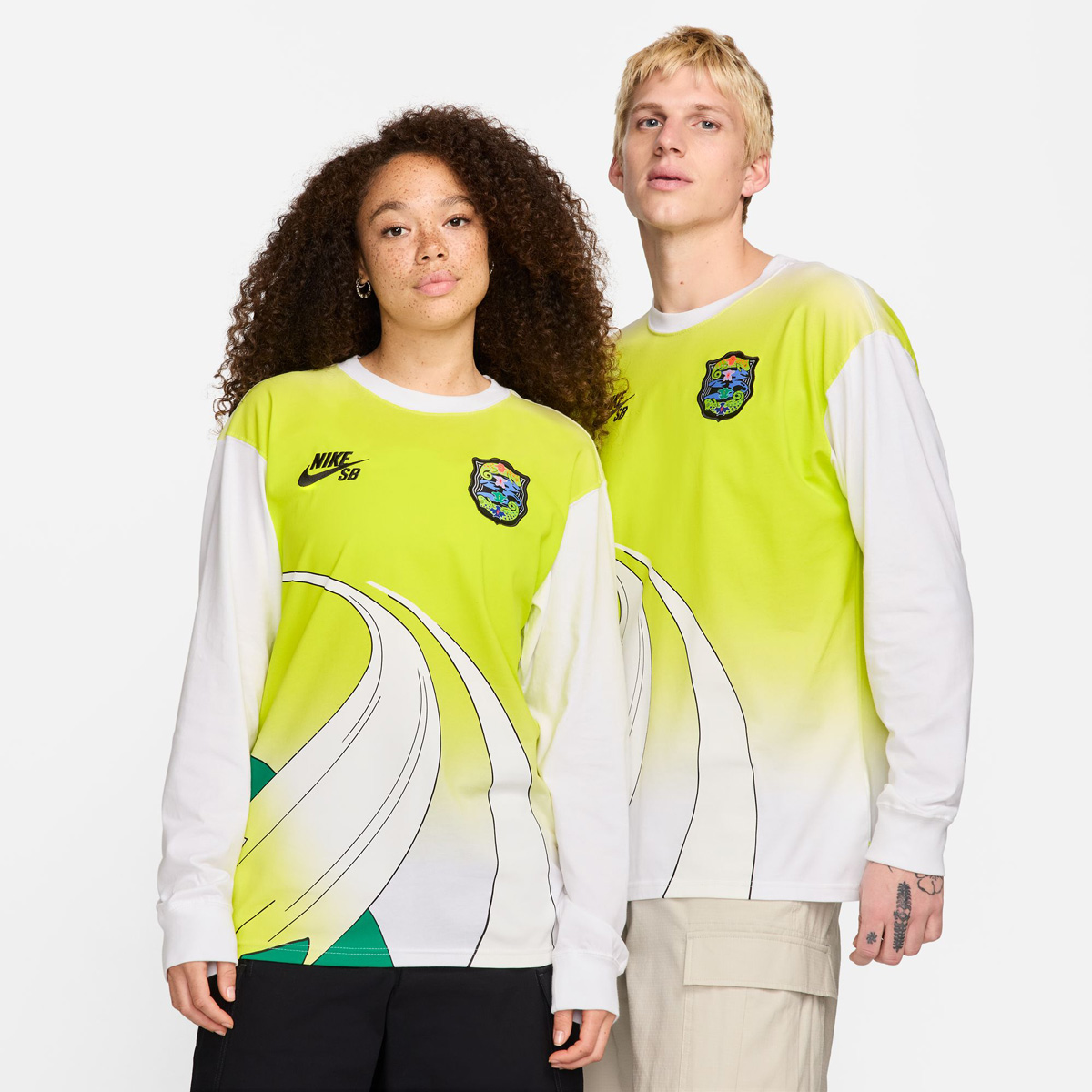 Nike SB Agnostic Longsleeve T-Shirt White Nike SB Agnostic Longsleeve T-Shirt White